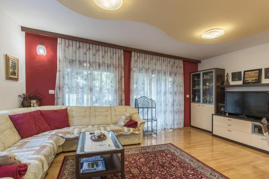 Park Villa Новиград Екстериор снимка