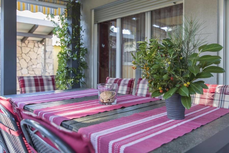 Park Villa Новиград Екстериор снимка